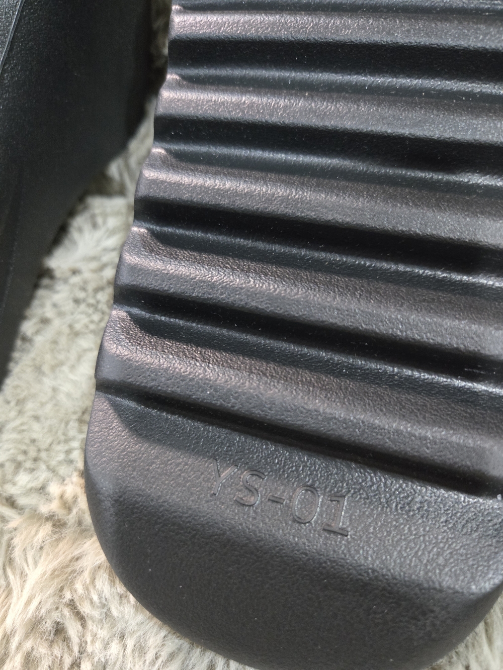 Men's Black Foam Slide Sandals - Size 12 - Onyx Style - Picture 3 of 4